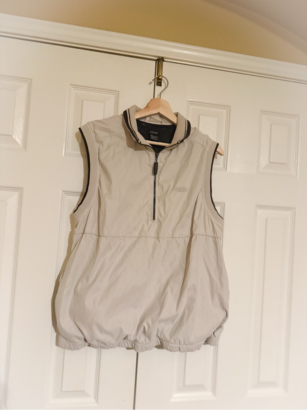 Izod Light Beige Sleeveless Quarter-Zip Vest with Contrast Trim